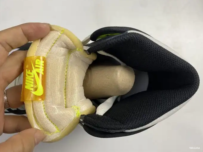 Cheap TB OG AIR 1 'VOLT HIGH GOLD' RETRO 555088-118 JORDAN 0506